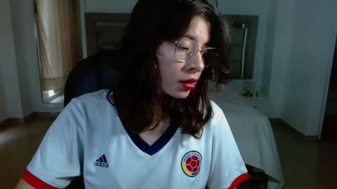 ZOE online show from 11-11-25, 03:12