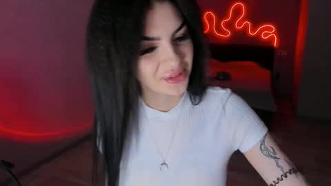 zoedrift online show from 11-16-25, 01:17