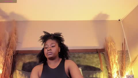 Zoe online show from 12-31-24, 12:15