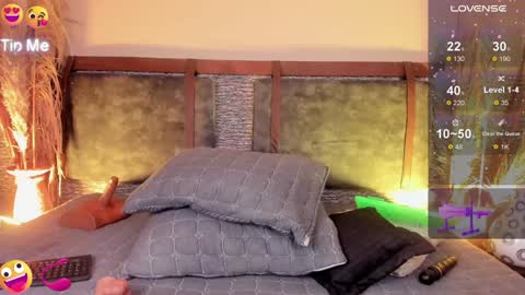 Zoe online show from 01-08-25, 03:07