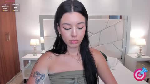 Snapshot of zoee_jackson chatting on 03-04-25, 06:50  zoee jackson online show from 03-04-25, 06:50