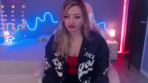 Snapshot of zoee_joness chatting on 03-07-25, 10:02 zoe online show from 03-07-25, 10:02