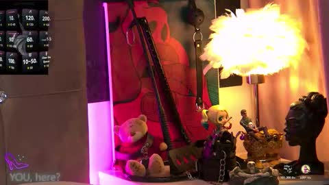 ZoeMesmerize online show from 11-27-25, 04:36