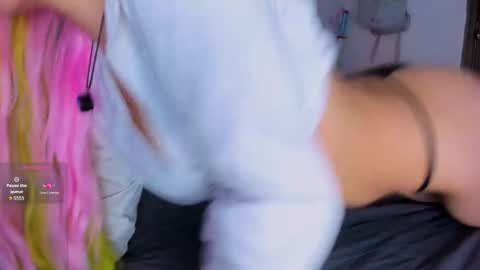 CuteZoe online show from 11-23-25, 02:39