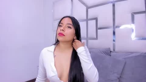 Snapshot of zoeswanx chatting on 02-02-25, 01:52 ZoeSwam online show from 02-02-25, 01:52