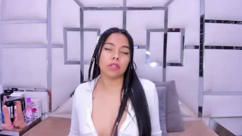 Snapshot of zoeswanx chatting on 02-02-25, 06:31 ZoeSwam online show from 02-02-25, 06:31