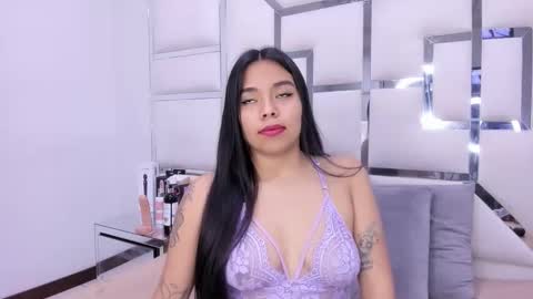 Snapshot of zoeswanx chatting on 02-03-25, 06:49 ZoeSwam online show from 02-03-25, 06:49