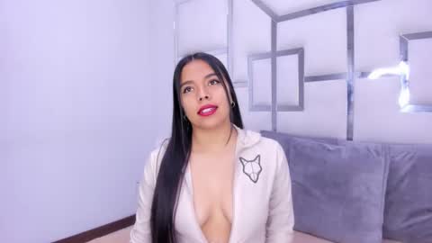 Snapshot of zoeswanx chatting on 02-12-25, 10:56 ZoeSwam online show from 02-12-25, 10:56