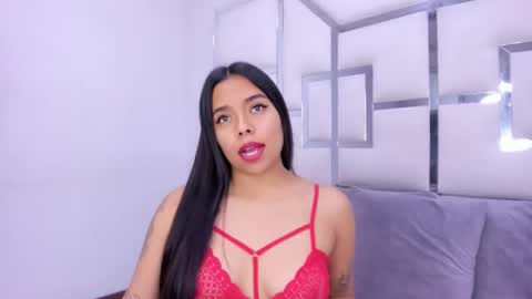 Snapshot of zoeswanx chatting on 02-14-25, 11:10 ZoeSwam online show from 02-14-25, 11:10