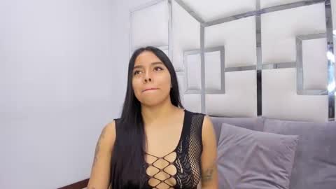 Snapshot of zoeswanx chatting on 02-20-25, 11:42 ZoeSwam online show from 02-20-25, 11:42