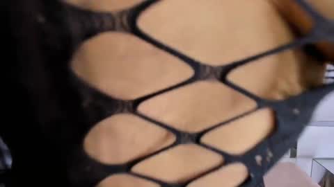 Snapshot of zoeswanx chatting on 02-20-25, 06:57 ZoeSwam online show from 02-20-25, 06:57