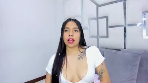 Snapshot of zoeswanx chatting on 02-23-25, 12:05 ZoeSwam online show from 02-23-25, 12:05