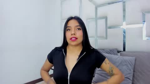 Snapshot of zoeswanx chatting on 03-08-25, 08:46 ZoeSwam online show from 03-08-25, 08:46