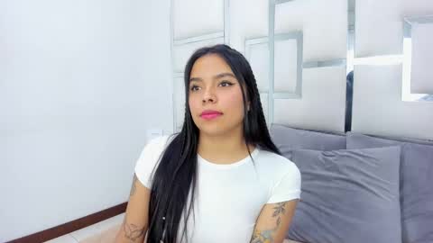 Snapshot of zoeswanx chatting on 03-09-25, 07:26 ZoeSwam online show from 03-09-25, 07:26