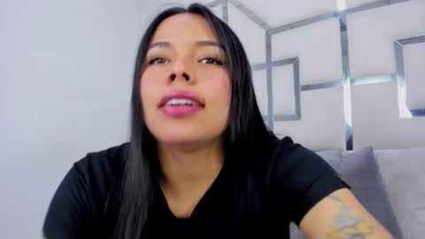 Snapshot of zoeswanx chatting on 09-15-25, 12:49 ZoeSwam online show from 09-15-25, 12:49