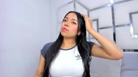 Snapshot of zoeswanx chatting on 11-16-25, 11:38 ZoeSwam online show from 11-16-25, 11:38