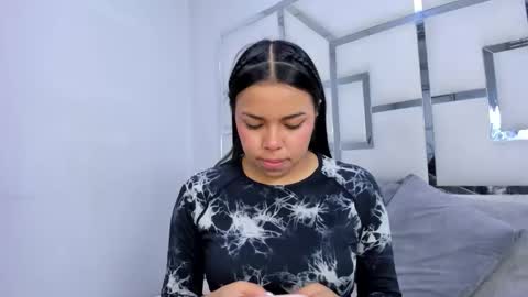 Snapshot of zoeswanx chatting on 11-25-25, 11:32 ZoeSwam online show from 11-25-25, 11:32