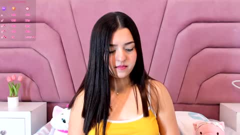 Snapshot of zoewillian chatting on 01-18-25, 02:03 zoewillian online show from 01-18-25, 02:03