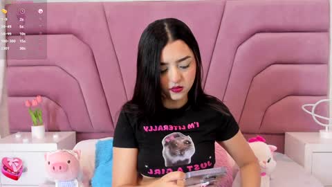 Snapshot of zoewillian chatting on 01-24-25, 02:19 zoewillian online show from 01-24-25, 02:19