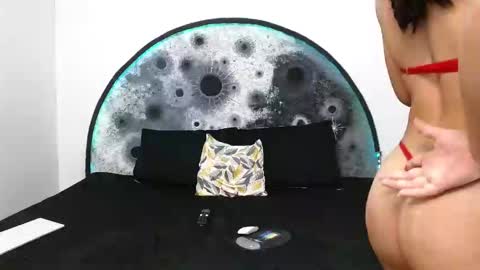 Snapshot of zoey_jayden chatting on 02-11-25, 11:54 Zoey Jayden online show from 02-11-25, 11:54