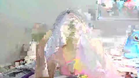 Snapshot of zoeycoliens chatting on 12-17-25, 07:20 ZoeyColiens online show from 12-17-25, 07:20