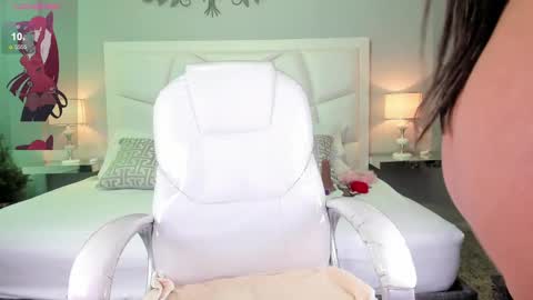 Z O E online show from 03-06-25, 11:47