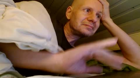 zolexthomas online show from 02-17-25, 01:15