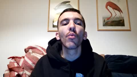 Snapshot of zommmmmmmmm chatting on 11-21-25, 08:29 zom online show from 11-21-25, 08:29