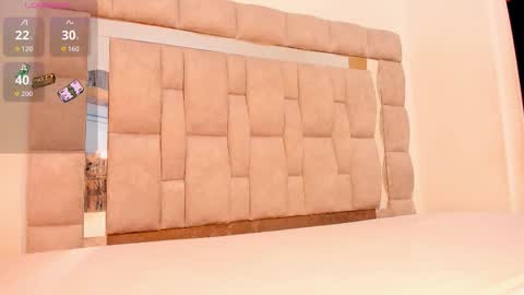 Snapshot of zulyjones chatting on 09-12-25, 11:43 Zuly online show from 09-12-25, 11:43