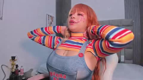 Snapshot of zulyjones chatting on 10-31-25, 02:18 Zuly online show from 10-31-25, 02:18