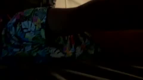 Snapshot of zuriluxe45 chatting on 09-30-25, 08:19 zuriluxe45 online show from 09-30-25, 08:19