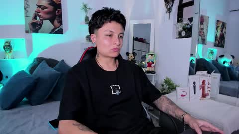 Zury Ramirez online show from 01-16-26, 08:24