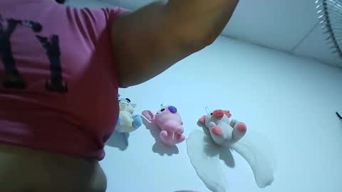 Snapshot of zusanahot chatting on 10-09-25, 07:45 zusanahot online show from 10-09-25, 07:45