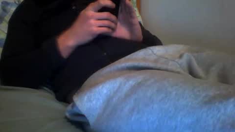 zyggy87 online show from 12-18-25, 02:28