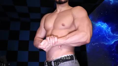 Snapshot of zyzz4444 chatting on 01-15-25, 11:08 Greek God online show from 01-15-25, 11:08