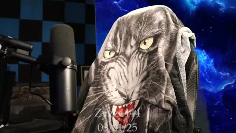 Snapshot of zyzz4444 chatting on 03-02-25, 02:41 Greek God online show from 03-02-25, 02:41