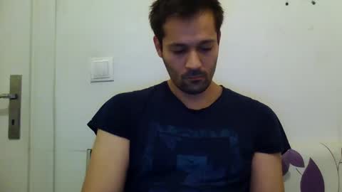 Snapshot of zzzzzzz41 chatting on 12-13-24, 01:01 zzzzzzz41 online show from 12-13-24, 01:01