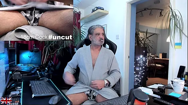 OnlineBossUK online show from 12-18-25, 12:49