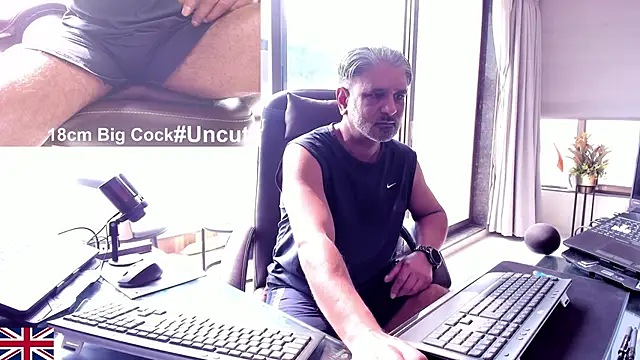 OnlineBossUK online show from 01-06-26, 07:23