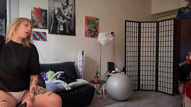 Mannarie Madsinn online show from 02-14-25, 10:59