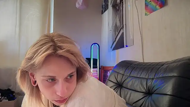 Mannarie Madsinn online show from 03-21-25, 08:17