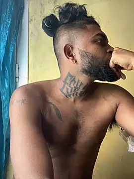 Snapshot of IviedWaster chatting on 02-05-25, 12:20 IviedWaster online show from 02-05-25, 12:20