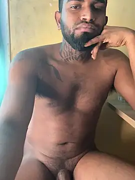 Snapshot of IviedWaster chatting on 02-15-25, 08:44 IviedWaster online show from 02-15-25, 08:44