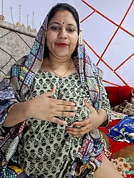 Snapshot of MOM-SUN-COUPLE chatting on 02-26-25, 08:11 MOM-SUN-COUPLE online show from 02-26-25, 08:11