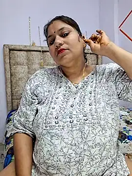 Snapshot of MOM-SUN-COUPLE chatting on 03-12-25, 04:13 MOM-SUN-COUPLE online show from 03-12-25, 04:13