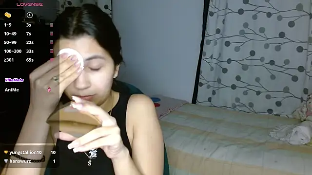 mia  lopez  online show from 12-29-24, 04:48