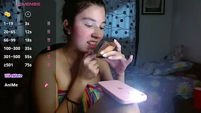 mia  lopez  online show from 01-31-25, 10:42