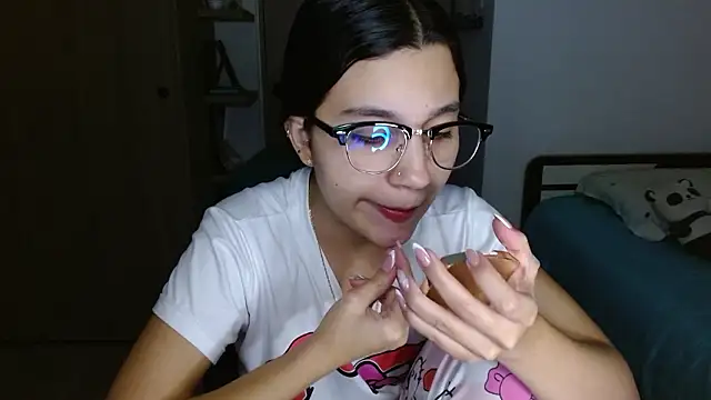 mia  lopez  online show from 02-26-26, 03:16