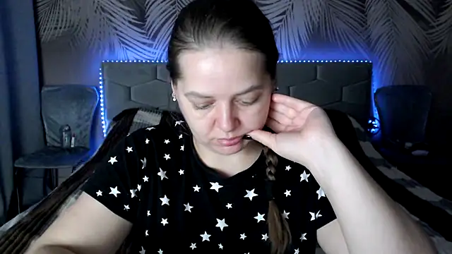 uliastar online show from 10-27-25, 07:12