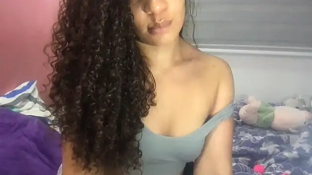 Snapshot of gatubelahot chatting on 09-30-25, 12:15 gatubelahot online show from 09-30-25, 12:15